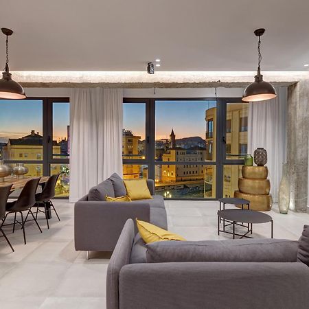 Apartment Tribuna Center By Seric Malaga Bagian luar foto