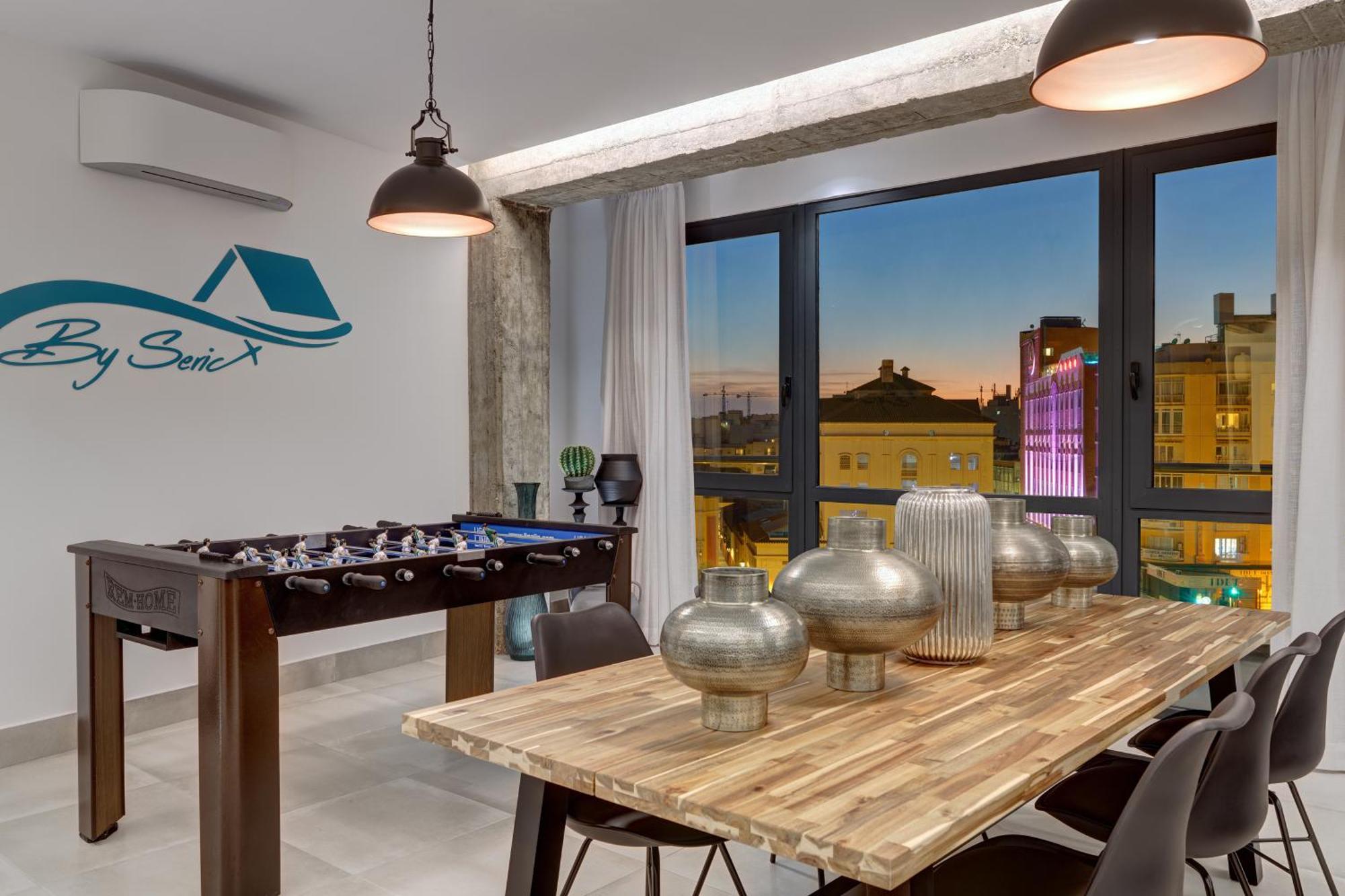 Apartment Tribuna Center By Seric Malaga Bagian luar foto