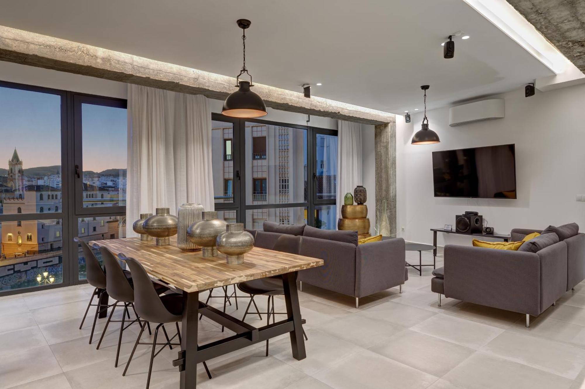 Apartment Tribuna Center By Seric Malaga Bagian luar foto